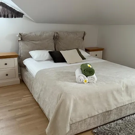 Apartment Kunigiskiu Whitehouse *