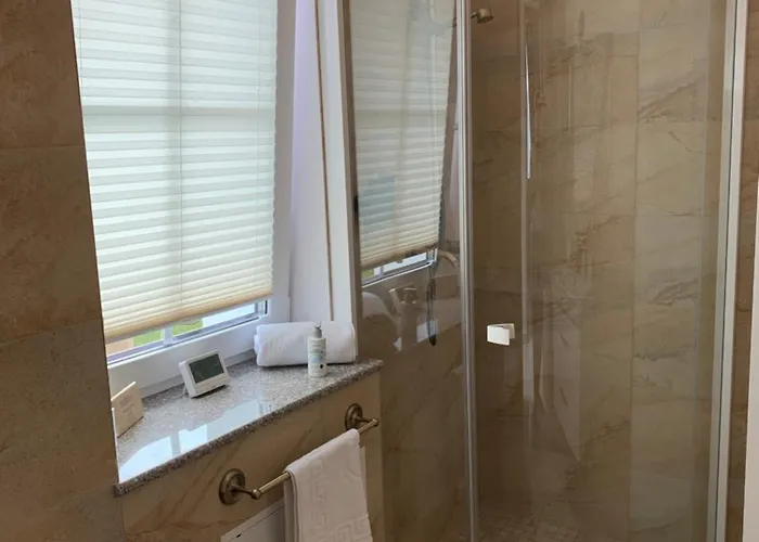 Kunigiskiu Whitehouse