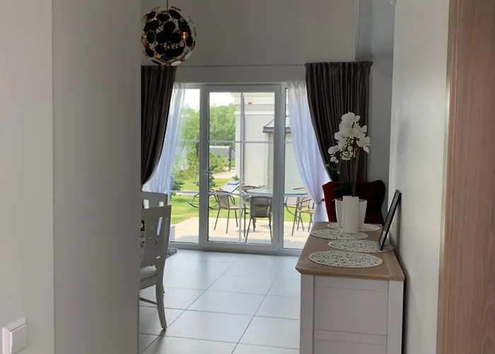 Kunigiskiu Whitehouse Apartmán