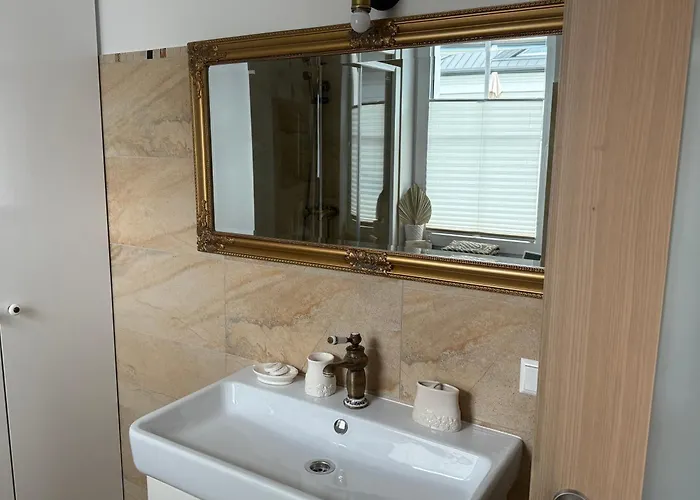 Kunigiskiu Whitehouse